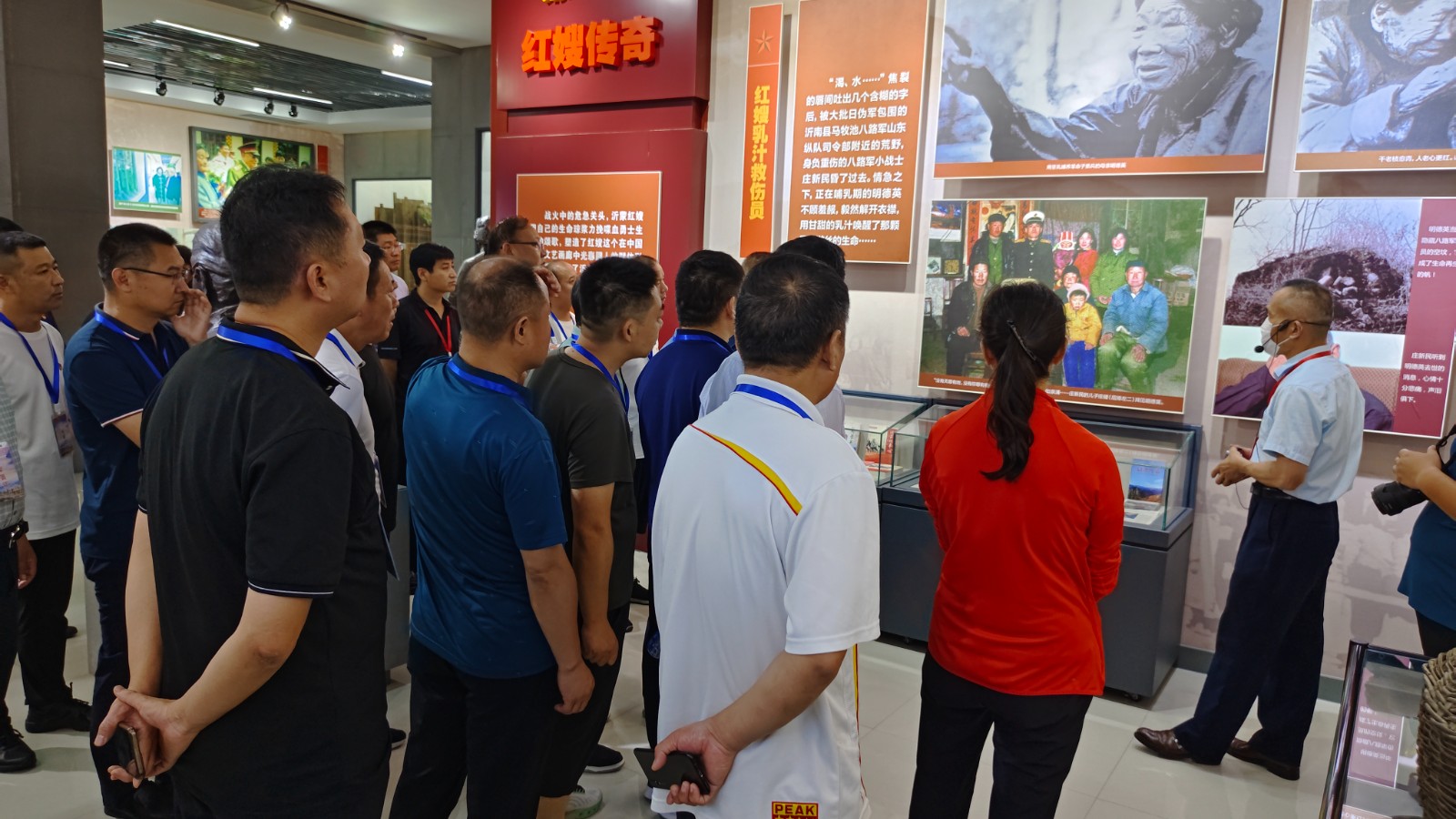 沂南峥嵘岁月干部培训中心到红嫂文化博物馆参观调研